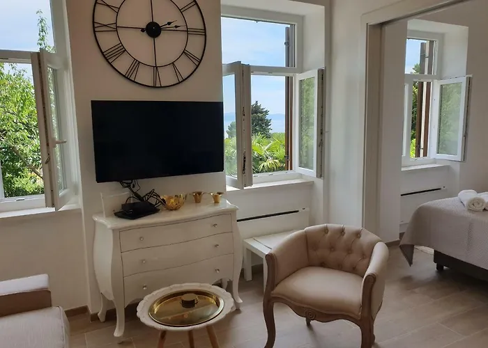 Alex - Sea View By Irundo * 奥帕提亚